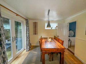 Dining Room- click for photo gallery